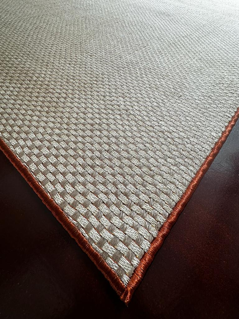 Fique and Copper Basket Woven Rug / Edges completly in copper / F4