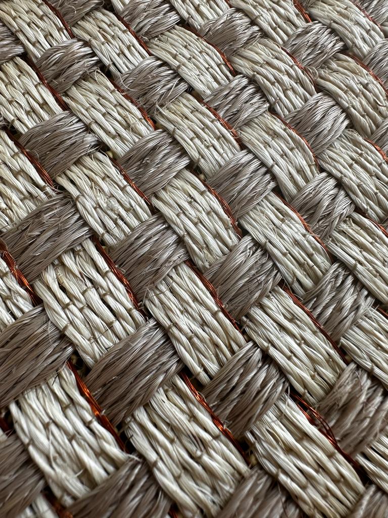 Fique and Copper Basket Woven Rug / Edges completly in copper / F4
