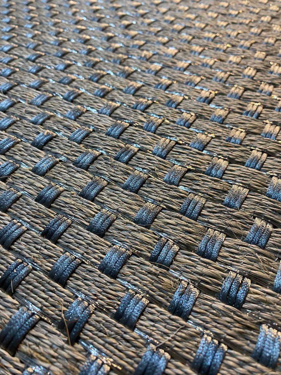 Paz Woven Rug in Fique, Silk and Silver Metal / F41