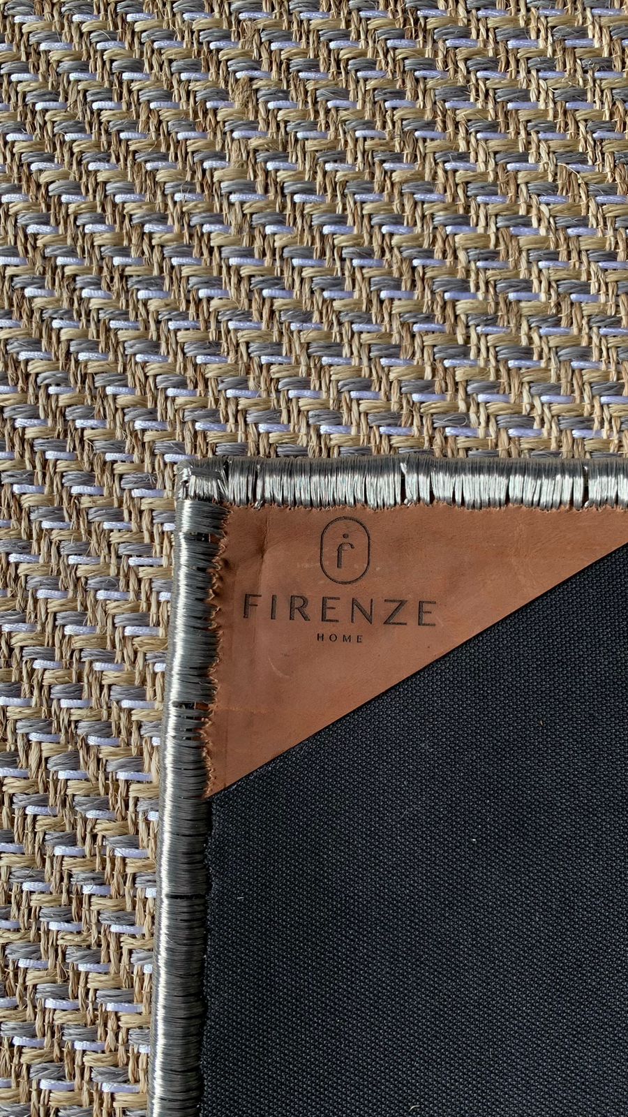 Florencia Woven Rug in Fique, silver metal and Silk / F11