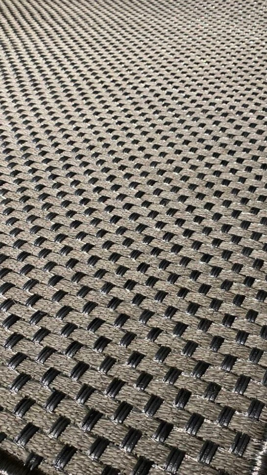Paz Woven Rug in Fique, Silk and Silver Metal / F41