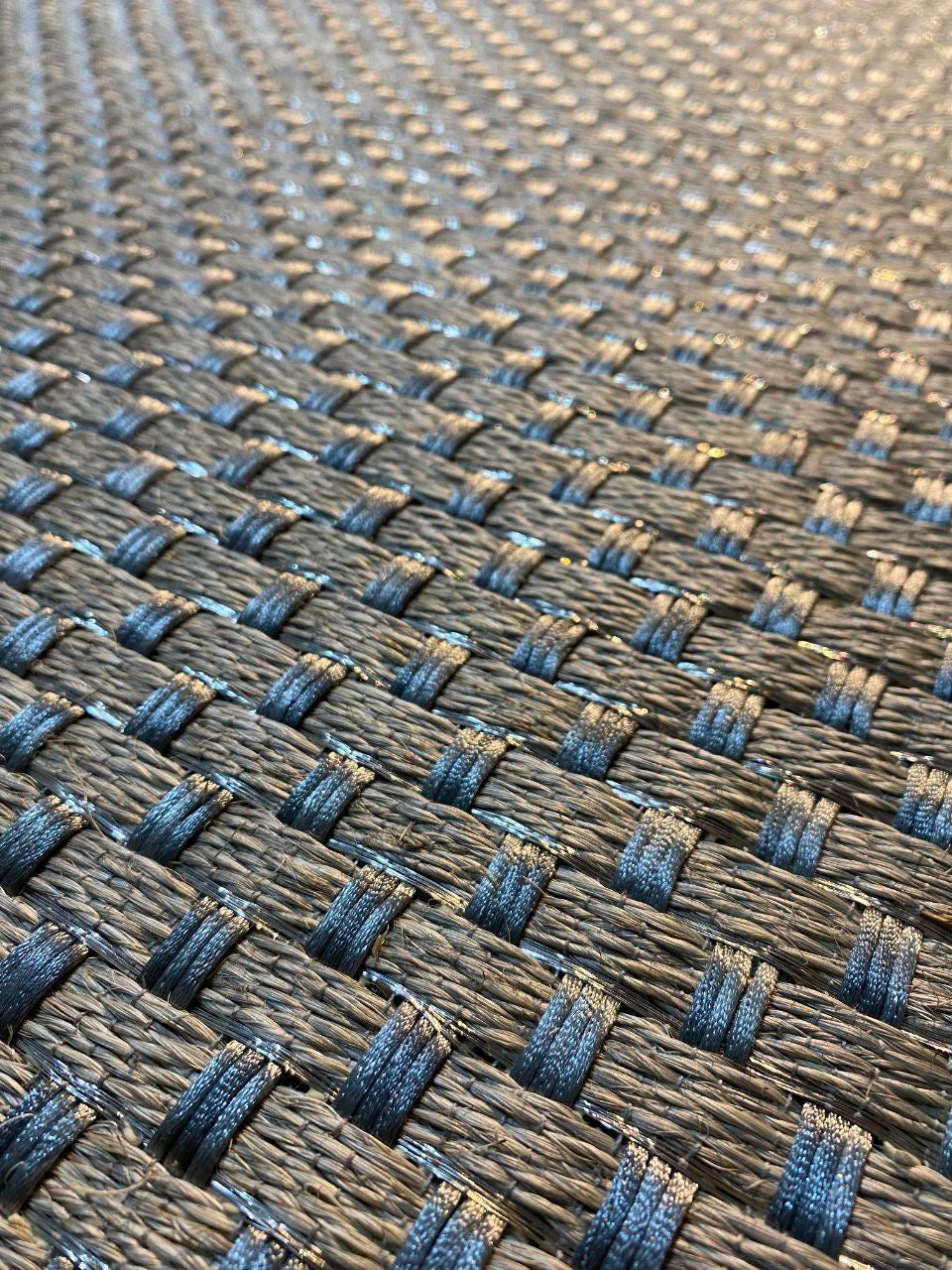 Paz Woven Rug in Fique, Silk and Silver Metal / F41